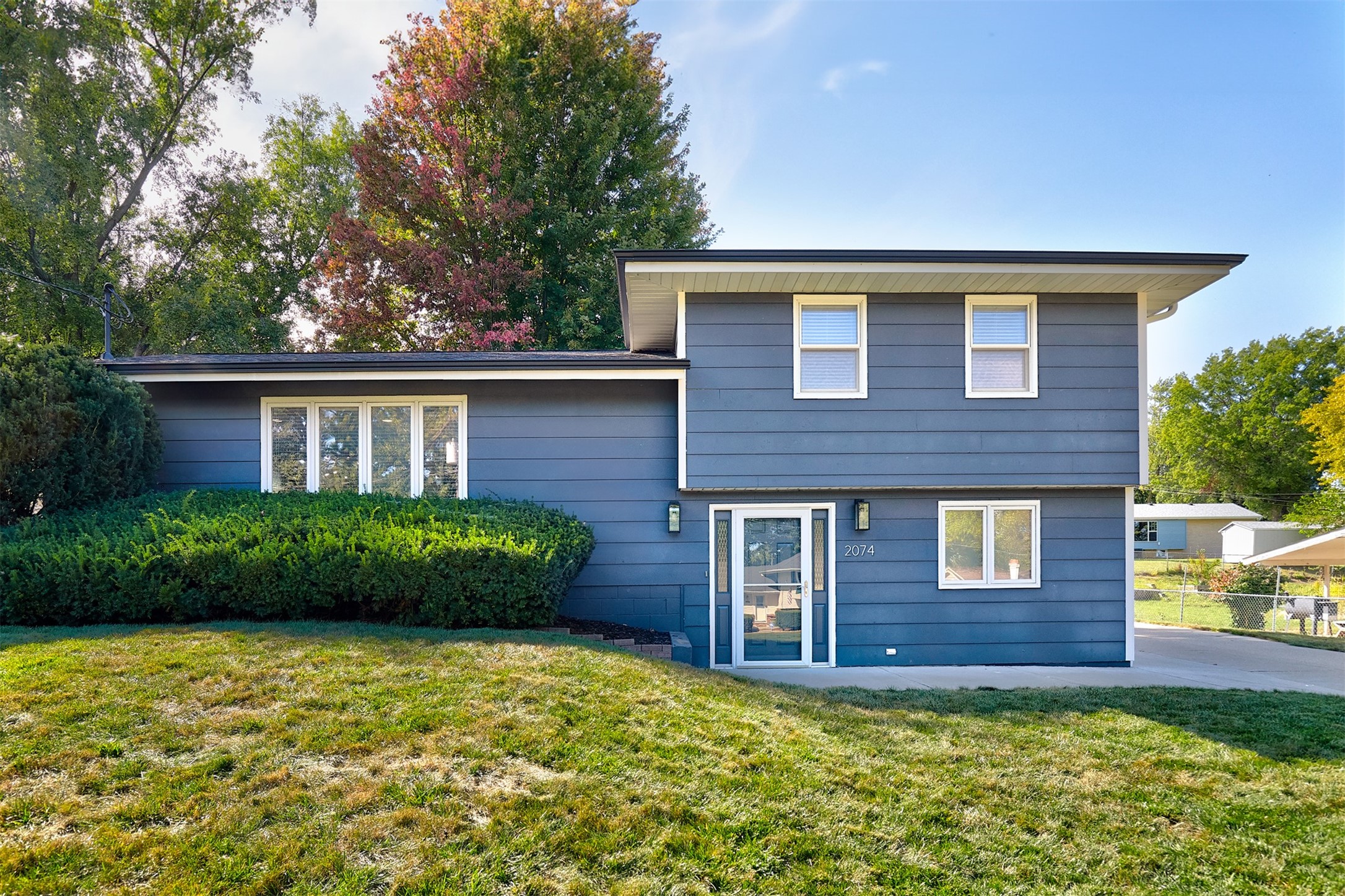 80th Ct, Clive, IA 50325