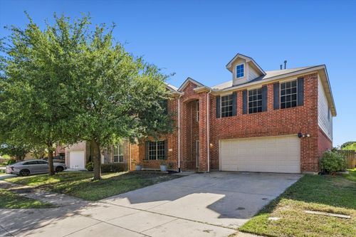 8745 Golden Sunset Trl, Fort Worth, TX, 76244-4994 | Card Image