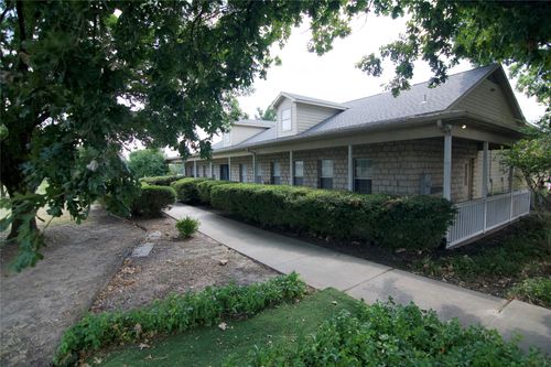10901 S Fm 1187, Fort Worth, TX, 76126-6013 | Card Image