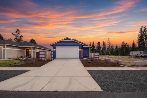 16455 Bassett Dr, La Pine, OR, 97739-7534 | Card Image
