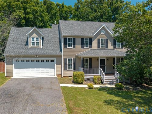 14201 Lyndhurst Dr, Chester, VA, 23831-8809 | Card Image