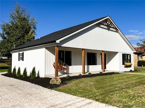 212 W Water St, Paoli, IN, 47454-1055 | Card Image