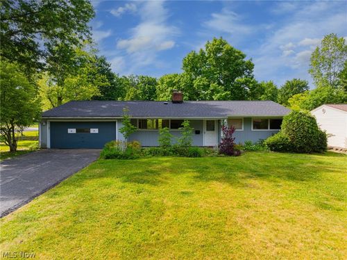 5294 Dogwood Trl, Lyndhurst, OH, 44124-2746 | Card Image