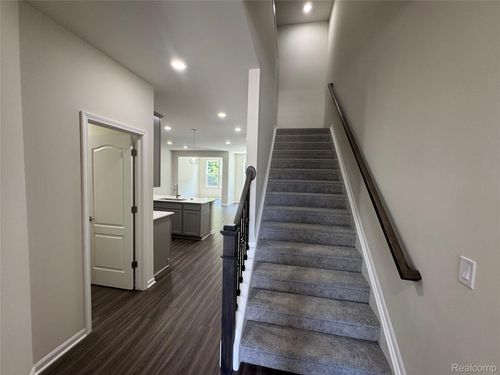 208 Addison Cir, Walled Lake, MI, 48390-3485 | Card Image