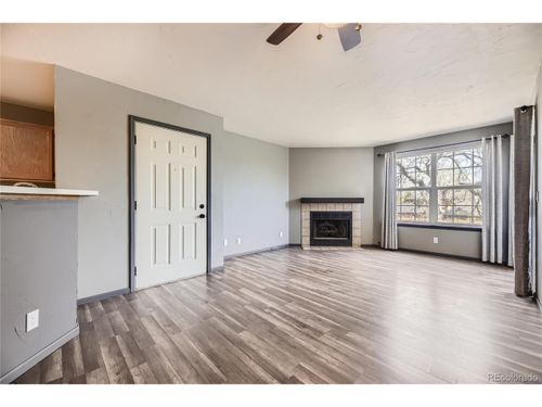 207-5745 W Atlantic Pl, Lakewood, CO, 80227-2575 | Card Image