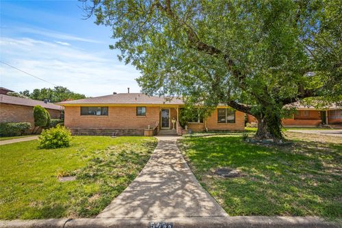 5403 Fox Hill Ln, Dallas, TX, 75232-2056 | Card Image