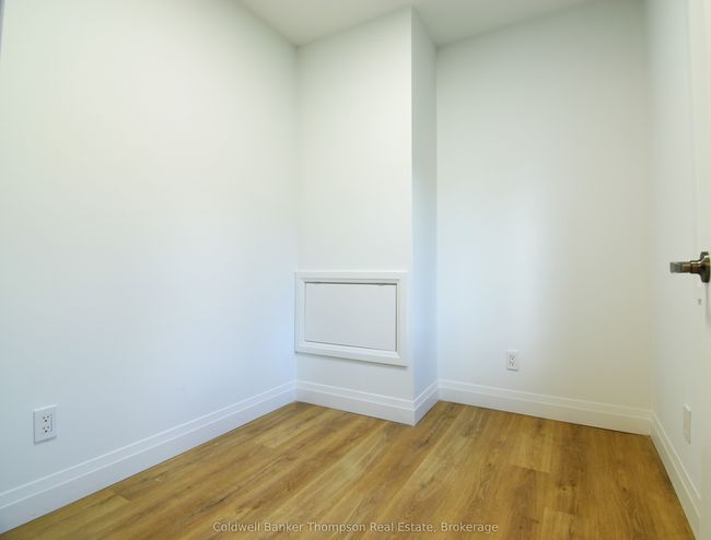 1 - 58 Florence St W, Home with 3 bedrooms, 2 bathrooms and 3 parking in Huntsville ON | Image 6