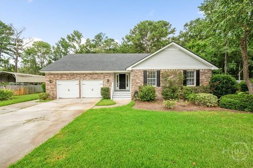 375 Hermitage Dr, Richmond Hill, GA, 31324-3831 | Card Image