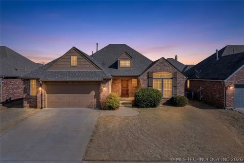 4757 S 202nd East Ave, Broken Arrow, OK, 74014-8826 | Card Image