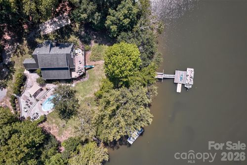 486 Willow Cove Rd, Lake Wylie, SC, 29710-8062 | Card Image