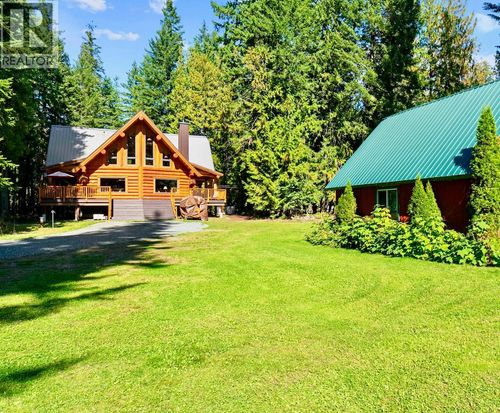 2380 Wm Brown Road, Magna Bay, BC, V0E1M7 | Card Image