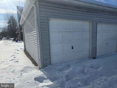 garage-115 Diamond Street, READING, PA, 19607 | Card Image