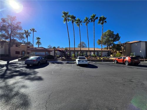 2135-3151 Soaring Gulls Dr, Las Vegas, NV, 89128-7042 | Card Image