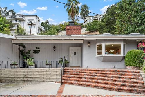 5111 San Feliciano Dr, Woodland Hills, CA, 91364-1625 | Card Image