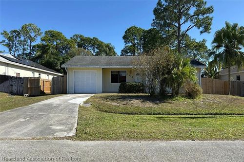 1937 Sw Taurus Ln, Port Saint Lucie, FL, 34984-4428 | Card Image