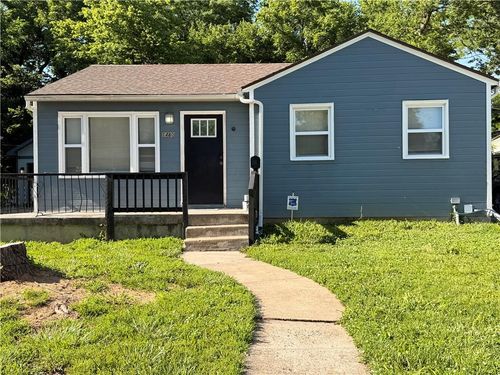 1480 E 77th St, Kansas City, MO, 64131-1937 | Card Image