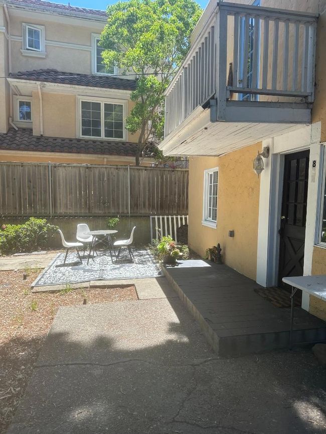 APT-3 - 824 El Camino Real, Condo with 2 bedrooms, 1 bathrooms and 1 parking in Burlingame CA | Image 12