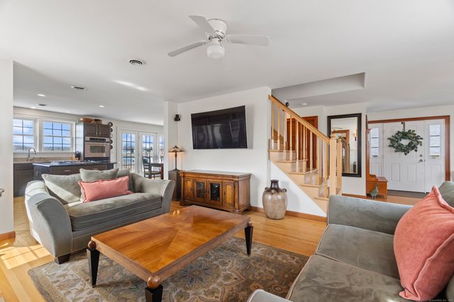 15 Buckingham Ave, House other with 3 bedrooms, 3 bathrooms and 4 parking in Old Saybrook CT | Image 8