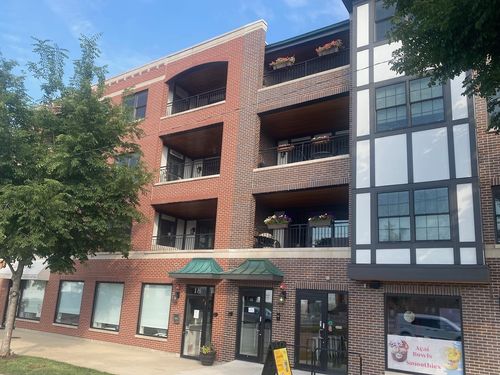 2n-18 S Fairview Ave, Park Ridge, IL, 60068-4069 | Card Image