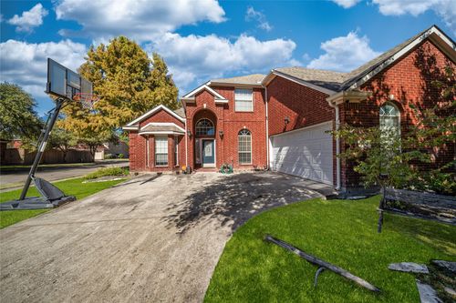 8001 Saint Fillans Ln, Rowlett, TX, 75089-7862 | Card Image