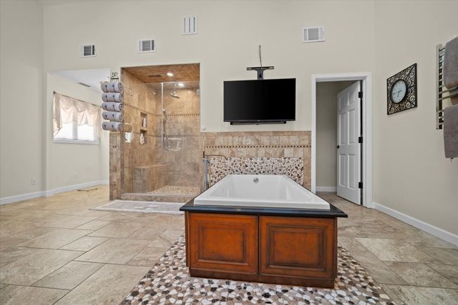 1810 Cardinal Ct, House other with 4 bedrooms, 6 bathrooms and 3 parking in Pontiac IL | Image 40