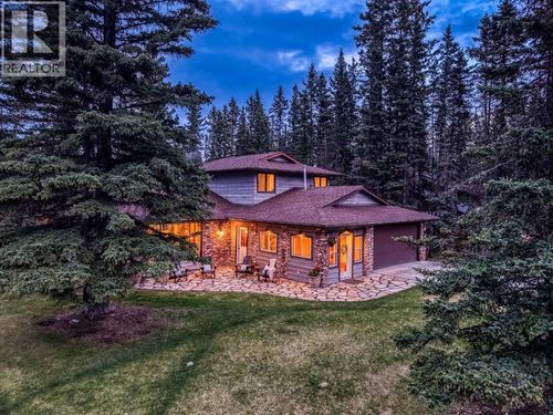 74 Redwood Meadows Dr, Redwood Meadows, AB, T3Z1A3 | Card Image