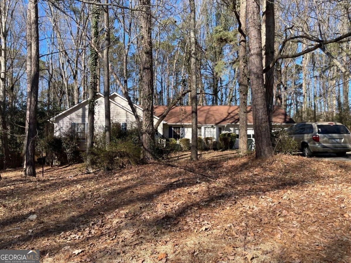 Twin Oaks Dr, Jonesboro, GA 30236