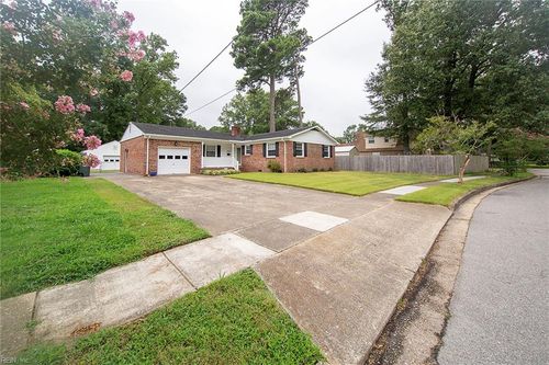 6315 Adair Ave, Norfolk, VA, 23502-2801 | Card Image