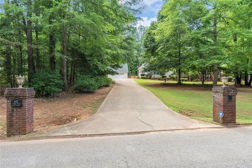 413 Tuxedo Dr, Commerce, GA, 30530-8228 | Card Image