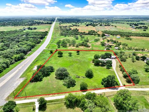 101 Ranch Rd, Adkins, TX, 78101-2415 | Card Image
