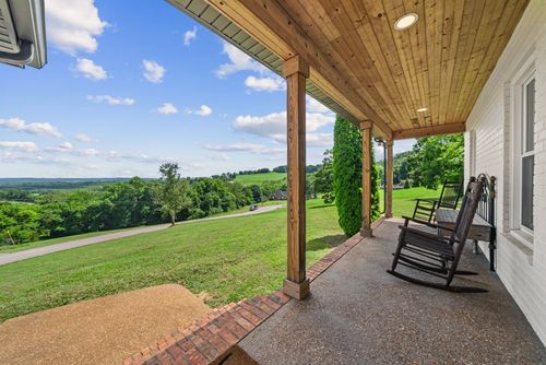 900 Dories Ln, Lewisburg, TN, 37091-4031 | Card Image