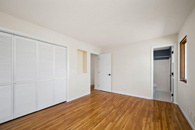 Owners suite with private 3/4 bathroom | Image 18