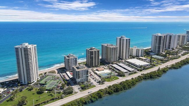 APT-4D - 5280 N Ocean Dr, Condo with 2 bedrooms, 2 bathrooms and null parking in Riviera Beach FL | Image 37