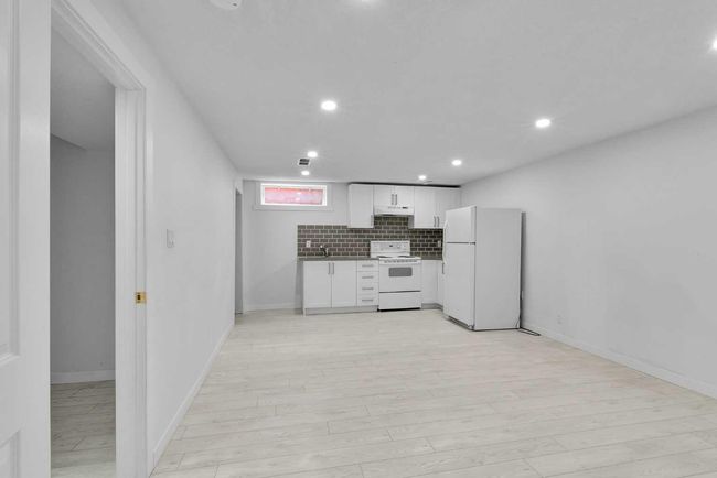3248 Dovercliffe Rd Se, House other with 5 bedrooms, 2 bathrooms and 2 parking in Calgary AB | Image 24