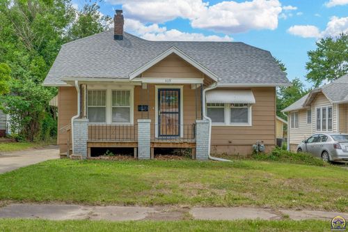 409 Sw Franklin Ave, Topeka, KS, 66606-1329 | Card Image