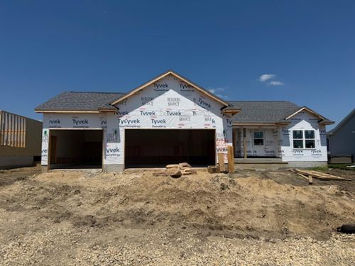 2729 Amber Valley Rd, Cedar Falls, IA, 50613-2308 | Card Image