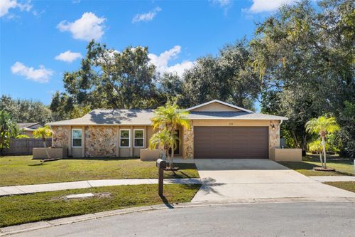 112 Meadowcross Dr, SAFETY HARBOR, FL, 34695-4720 | Card Image