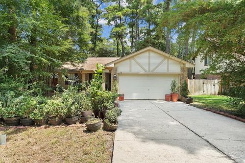 26 Pinewood Forest Ct, The Woodlands, TX, 77381-2579 | Card Image