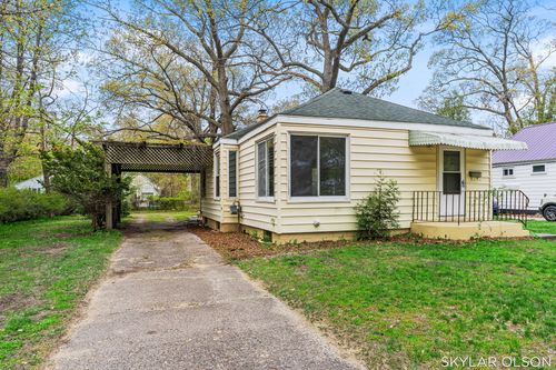 2153 Philo Avenue, Muskegon, MI, 49441 | Card Image