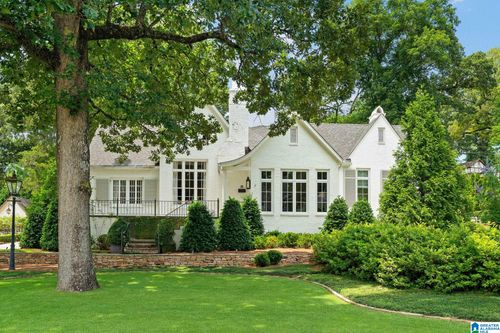 124 Windsor Dr, HOMEWOOD, AL, 35209-4334 | Card Image