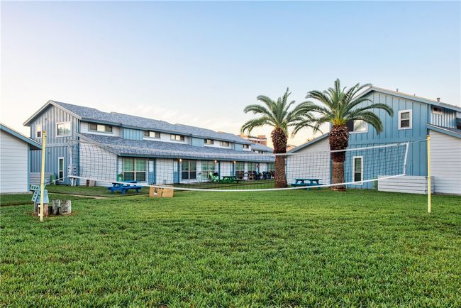 UNIT-1007 - 715 Beach Access Road 1 A, Condo with 2 bedrooms, 2 bathrooms and null parking in Port Aransas TX | Image 24