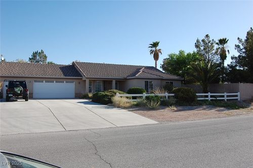 30 Diamond Bar Road, Pahrump, NV, 89048 | Card Image