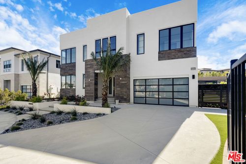 20056 Mersey Ln, Porter Ranch, CA, 91326-2470 | Card Image