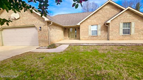 1518 Cavalier Dr, Maryville, TN, 37803-9205 | Card Image