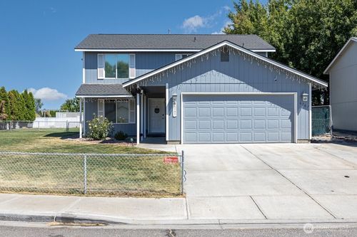 6707 Ruth Dr, Pasco, WA, 99301-7833 | Card Image