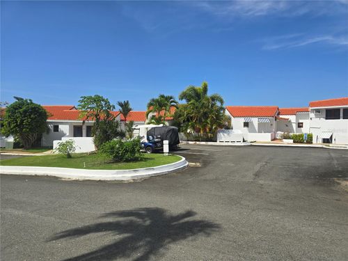 Cluster 2, 40-B Cluster 2, Rio Mar, RIO GRANDE, PR, 00745 | Card Image