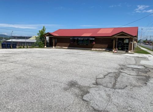 223 S Main St, Rutland, VT, 05701-4859 | Card Image