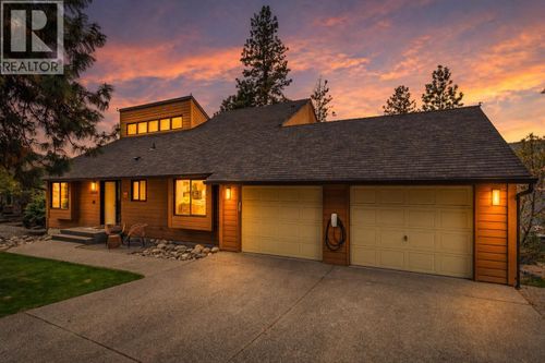 2020 Bennett Rd, Kelowna, BC, V1V2C1 | Card Image