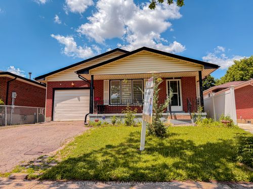 8 Poplar Cres, London, ON, N6E2N4 | Card Image