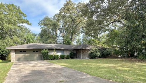 116 Lindsey St, Silsbee, TX, 77656-6308 | Card Image